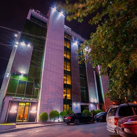 Capitol Hotel By Umbrella Tbilisi Exterior photo